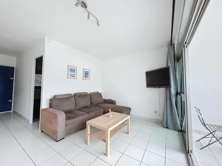 3319-Appartement A 200M De La Plage Le Barcares Exterior photo